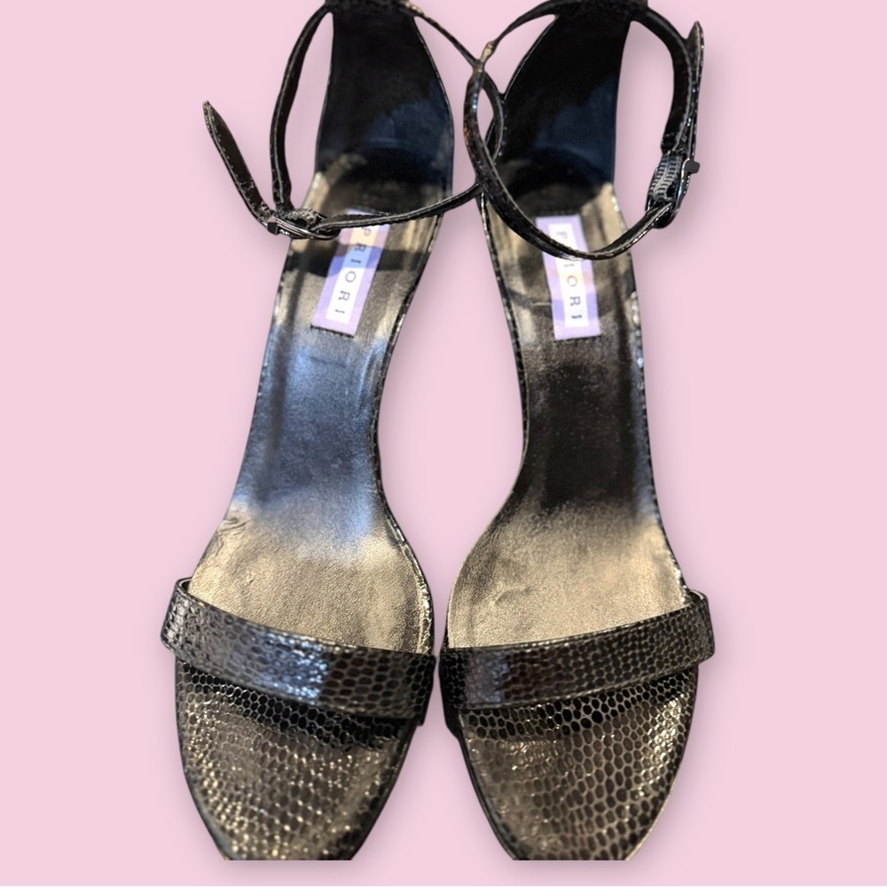 Priori🎀SnakeskinEmbossed🎀AnkleStrapHeels🎀Luxury🎀SZ8.5🎀Retail$229🎀Gorgeous! - Picture 4 of 5